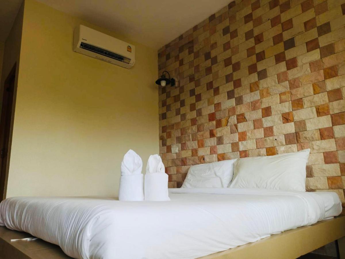Wangpla Villa Resort Nakhon Sawan Exteriér fotografie